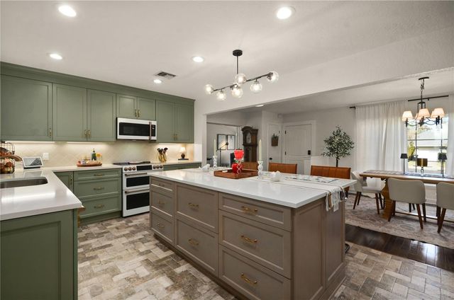 1304 GOLFVIEW STREET, Orlando, FL 32804