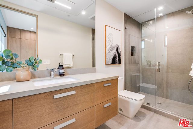 3831 Mound View Avenue, Los Angeles, CA 91604