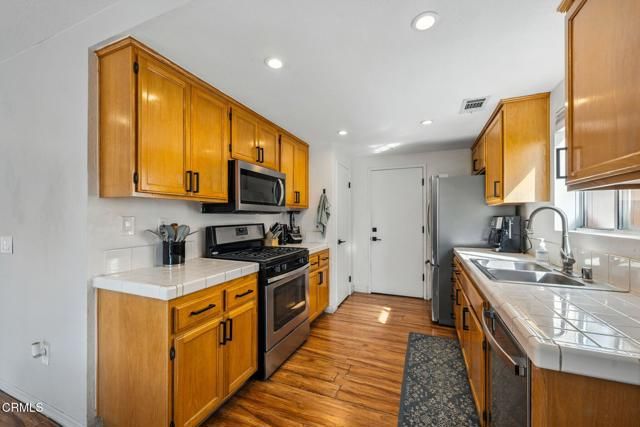 10134 Carlyle Street, Ventura, CA 93004