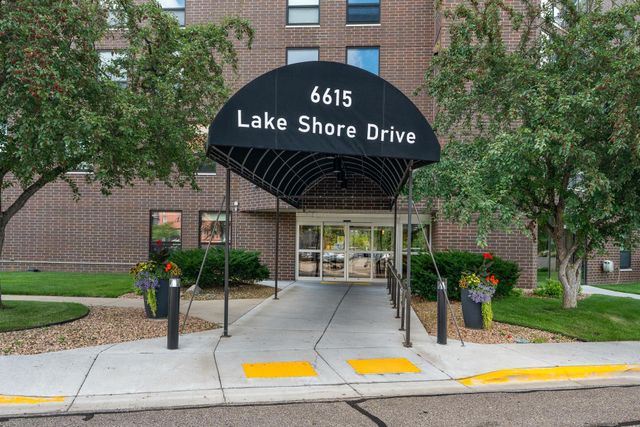 6615 Lake Shore Drive S 517, Richfield, MN 55423