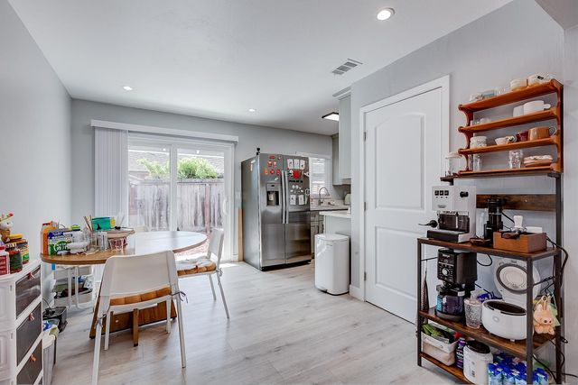 686-688 San Luisito Way, Sunnyvale, CA 94085