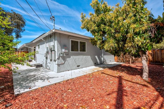 686-688 San Luisito Way, Sunnyvale, CA 94085