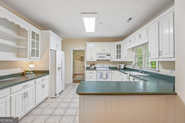 378 Pierce Chapel Road, Newnan, GA 30263