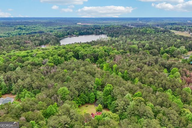 378 Pierce Chapel Road, Newnan, GA 30263