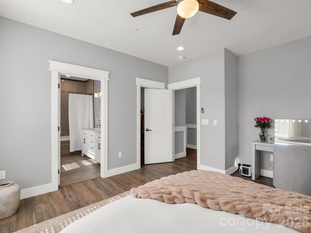 24 Chapel Hill Lane 40, Leicester, NC 28748