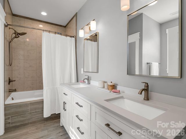 24 Chapel Hill Lane 40, Leicester, NC 28748