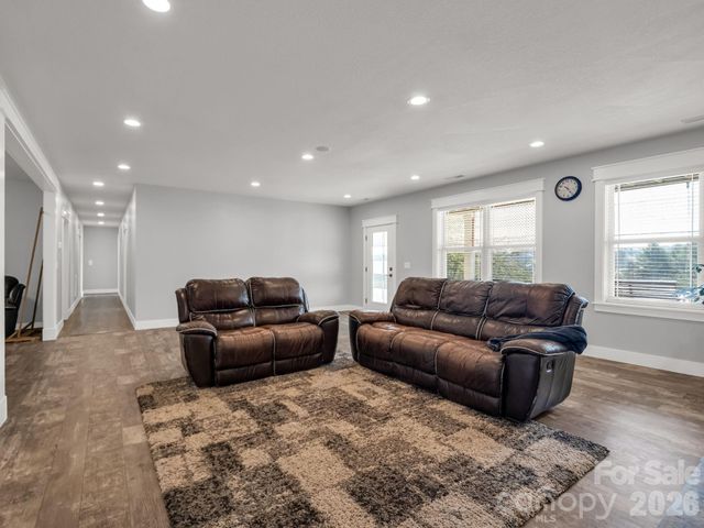 24 Chapel Hill Lane 40, Leicester, NC 28748