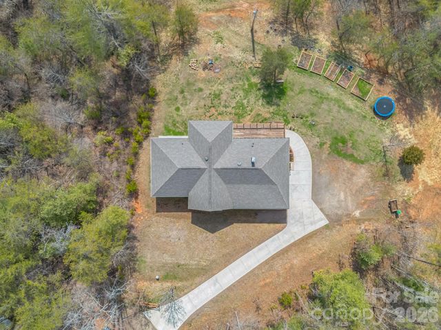 24 Chapel Hill Lane 40, Leicester, NC 28748