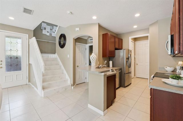 7506 CRANES CREEK COURT 30, Winter Park, FL 32792