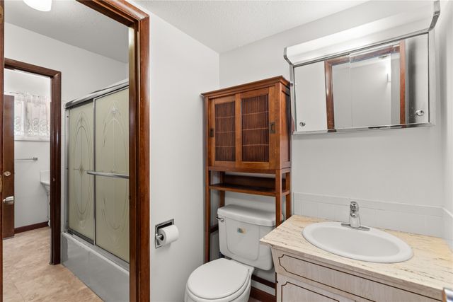 4200 62nd Street 5, Urbandale, IA 50322