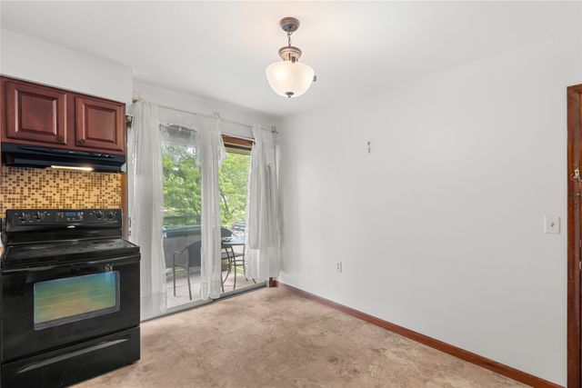 4200 62nd Street 5, Urbandale, IA 50322