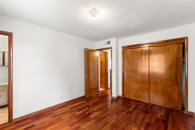 4200 62nd Street 5, Urbandale, IA 50322
