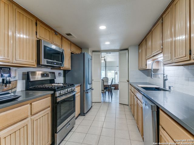 7010 SPRING BRIAR ST, San Antonio, TX 78209