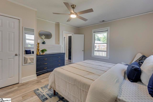 26 8th Street, Greer, SC 29651