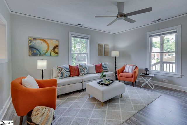 26 8th Street, Greer, SC 29651