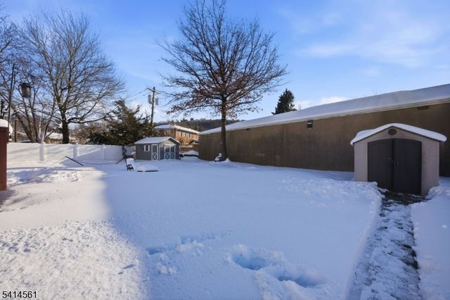 8 Donato Drive, Cedar Grove Twp., NJ 07009