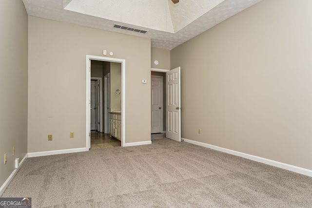 3427 Linecrest Road, Ellenwood, GA 30294