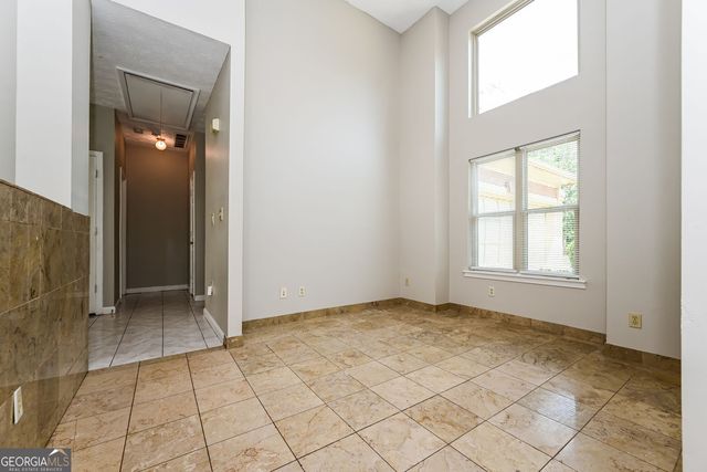 3427 Linecrest Road, Ellenwood, GA 30294