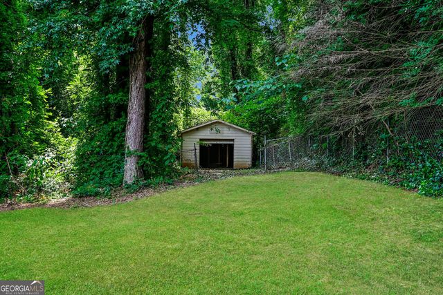3427 Linecrest Road, Ellenwood, GA 30294