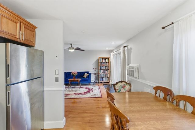 78 Edgelawn Avenue 8, North Andover, MA 01845