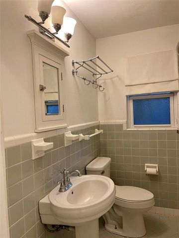 3843 Grennoch Lane, Houston, TX 77025