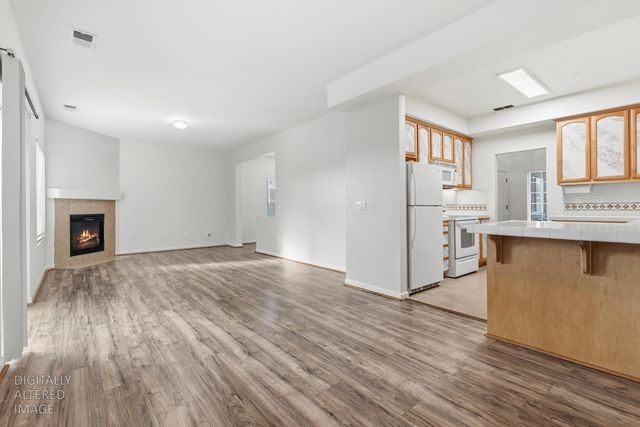 3616 Carson Oak Dr, Modesto, CA 95355