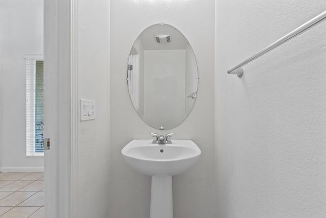 3616 Carson Oak Dr, Modesto, CA 95355