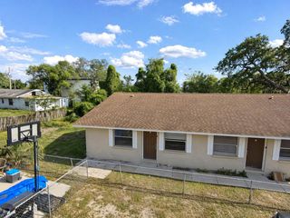 8305 N MARKS STREET B, Tampa, FL 33604