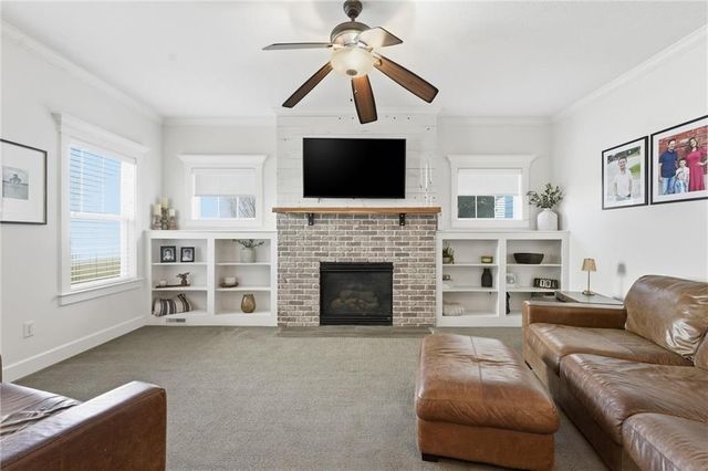 3108 SW Pergola Park Drive, Lee's Summit, MO 64081