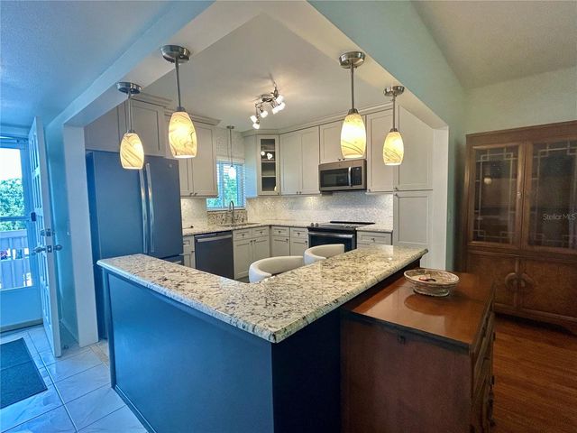 2436 RHODESIAN DRIVE 42, Clearwater, FL 33763