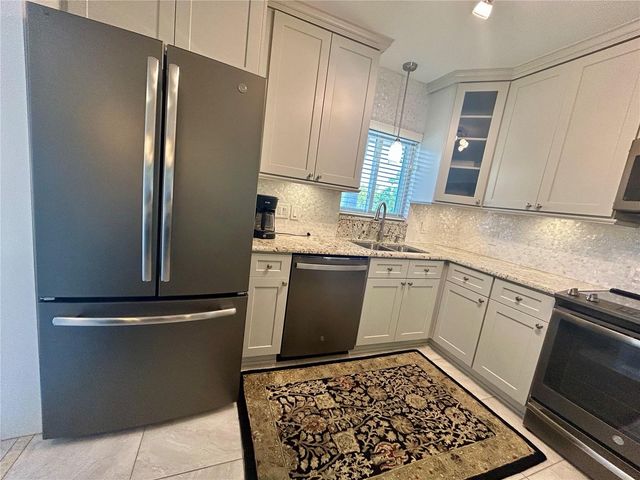2436 RHODESIAN DRIVE 42, Clearwater, FL 33763