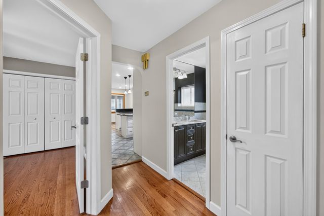 8632 W Ainslie Street, Norridge, IL 60706