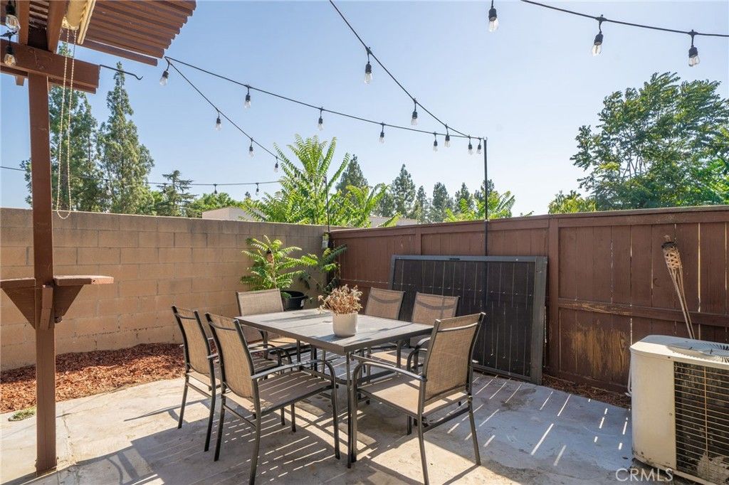 Image 26 of property listing at 835 Maitland Privado, Ontario, CA 91762