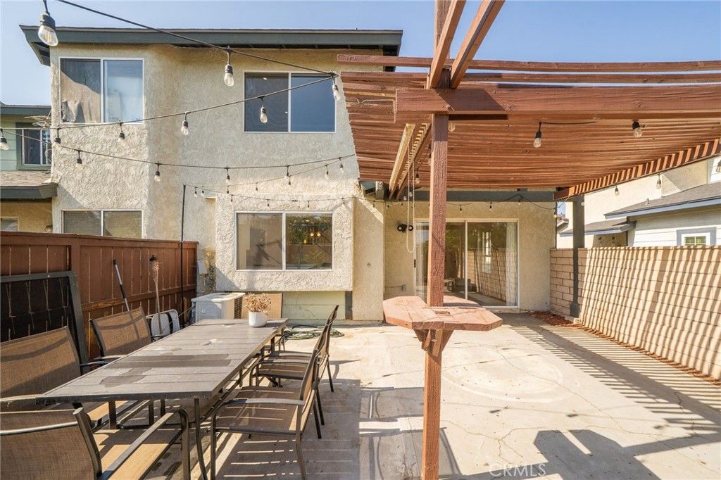 Image 28 of property listing at 835 Maitland Privado, Ontario, CA 91762