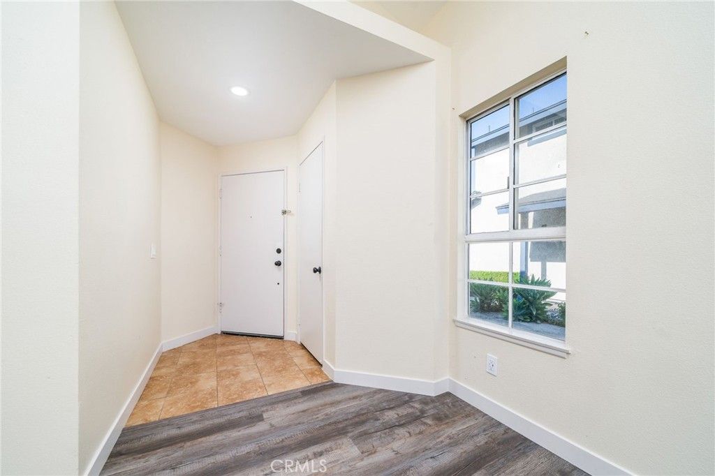 Image 3 of property listing at 835 Maitland Privado, Ontario, CA 91762