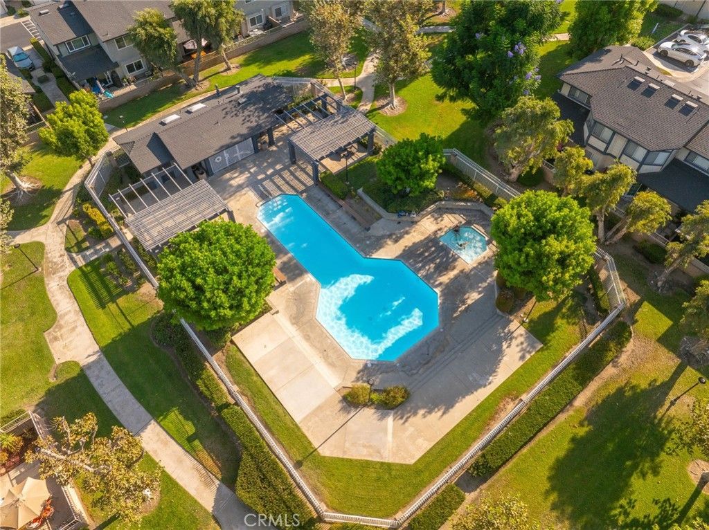 Image 32 of property listing at 835 Maitland Privado, Ontario, CA 91762