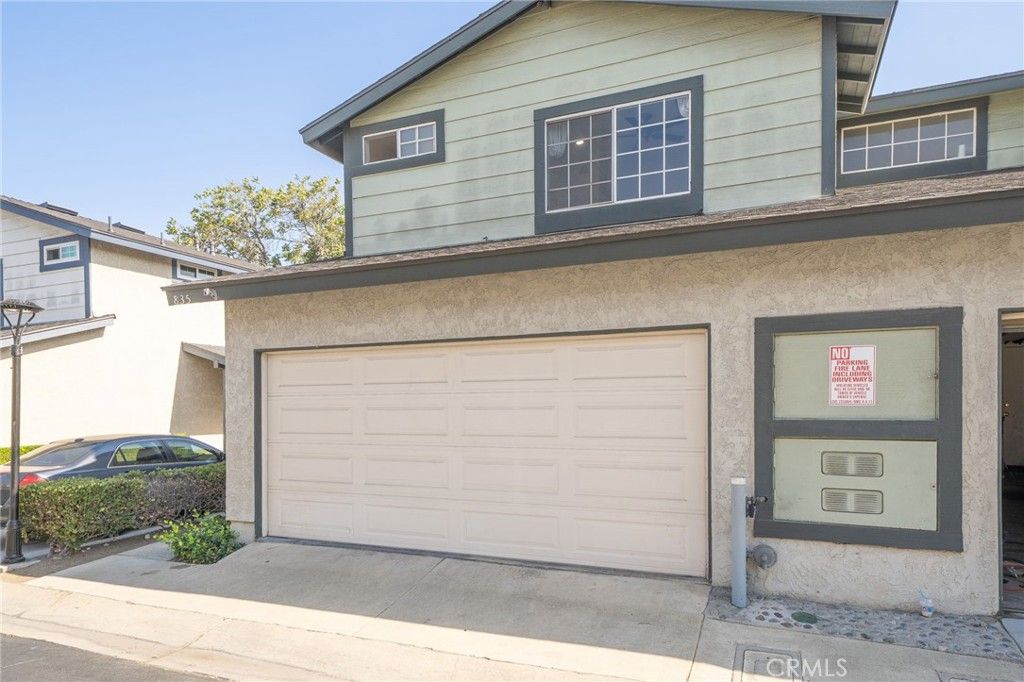 Image 37 of property listing at 835 Maitland Privado, Ontario, CA 91762