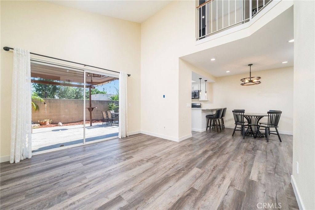 Image 4 of property listing at 835 Maitland Privado, Ontario, CA 91762