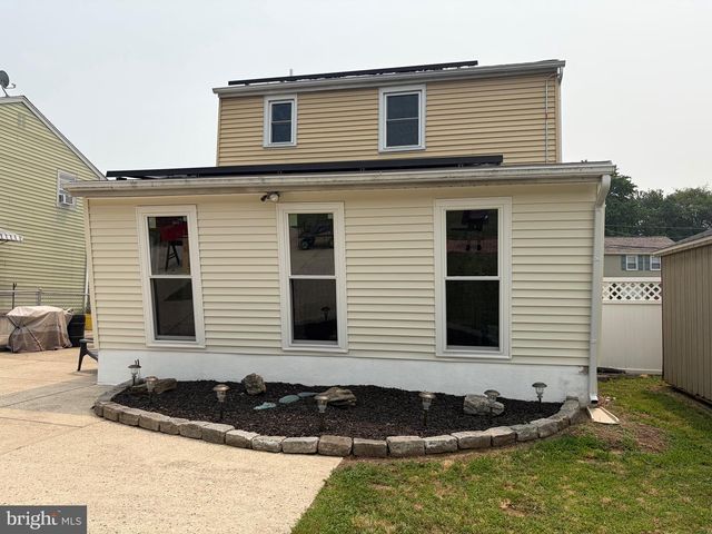 7439 GITHENS AVE, Pennsauken, NJ 08109