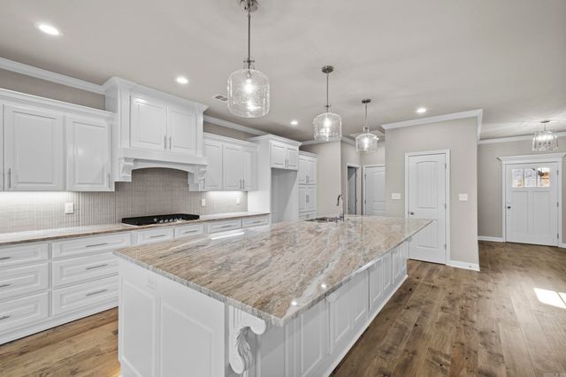 524 Valley Oak Drive, Sherwood, AR 72120