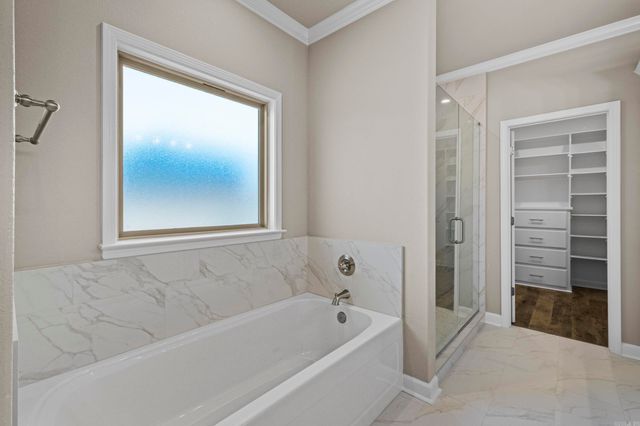 524 Valley Oak Drive, Sherwood, AR 72120