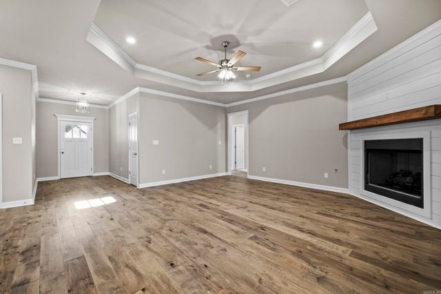 524 Valley Oak Drive, Sherwood, AR 72120