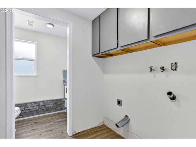 1207 Se 217TH Ave, Gresham, OR 97030