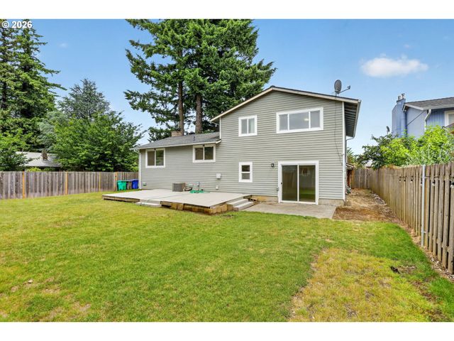 1207 Se 217TH Ave, Gresham, OR 97030