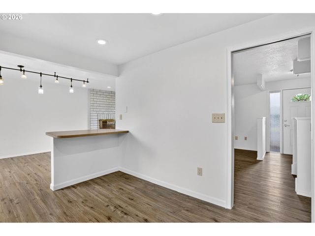 1207 Se 217TH Ave, Gresham, OR 97030