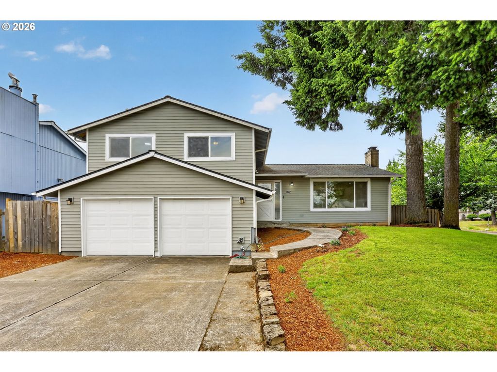 1207 Se 217TH Ave, Gresham, OR 97030