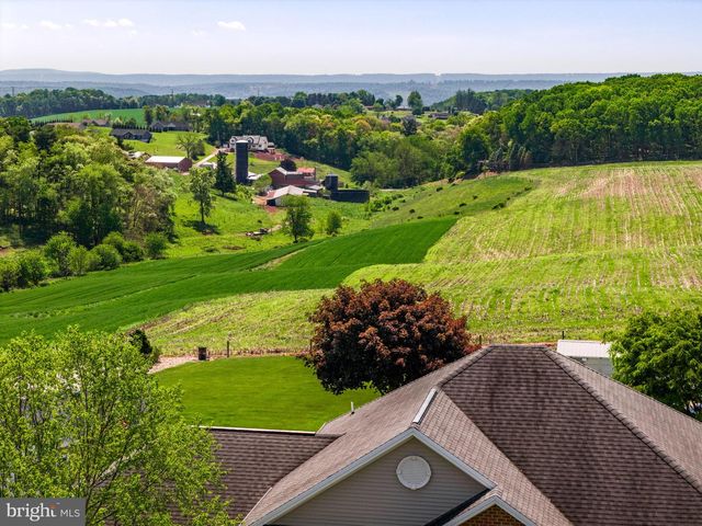 231 KRATZERVILLE RD, Winfield, PA 17889