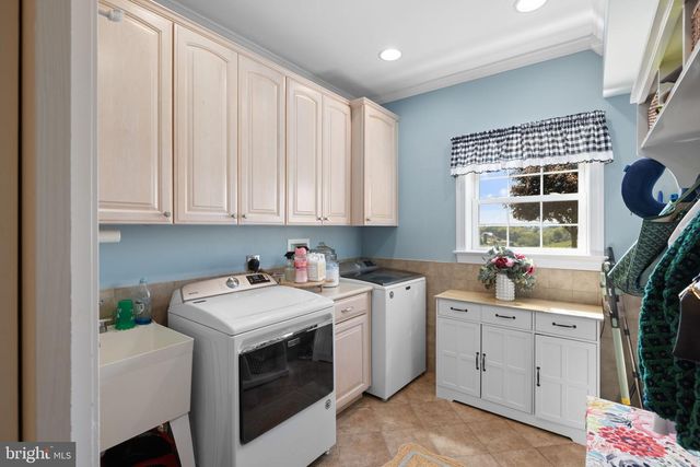 231 KRATZERVILLE RD, Winfield, PA 17889