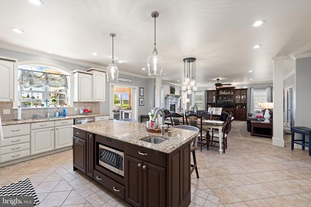 231 KRATZERVILLE RD, Winfield, PA 17889