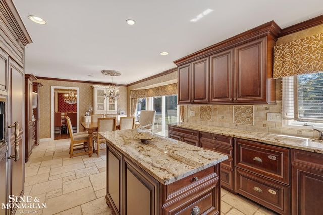 37500 Alpinia Lane, Clinton Township, MI 48036